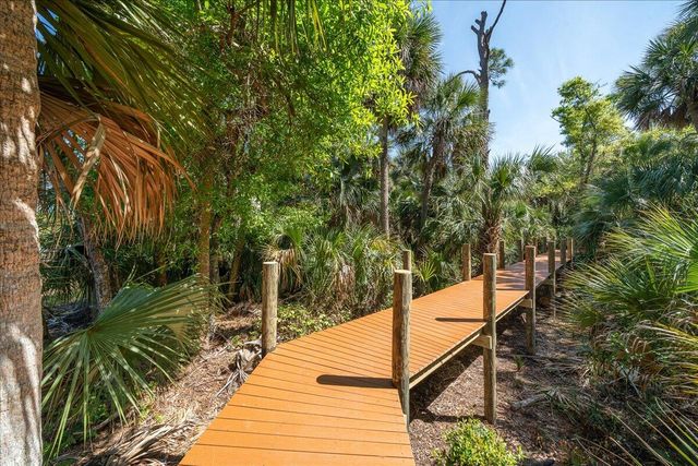 735 Pilot Lane, 314, Merritt Island, FL 32952