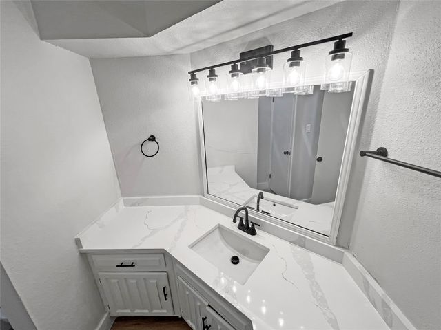 1215 Spring Lake Drive, Duncanville, TX 75137