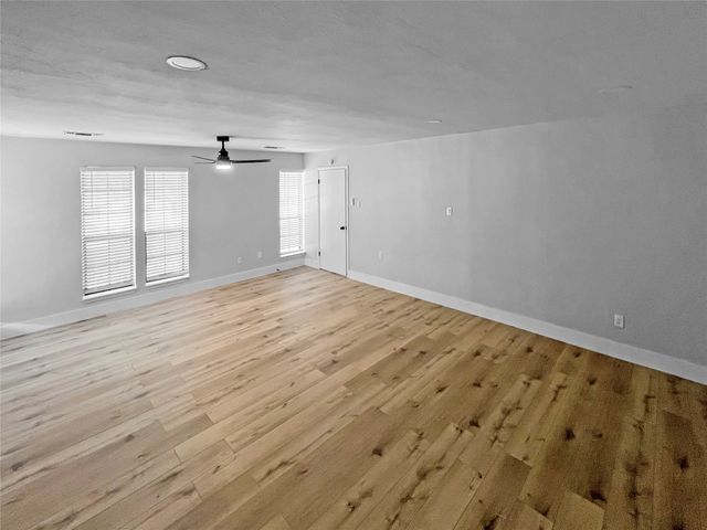 1215 Spring Lake Drive, Duncanville, TX 75137