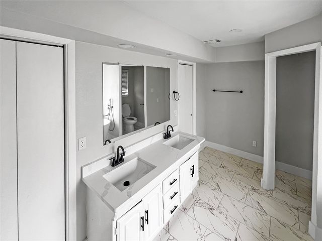 1215 Spring Lake Drive, Duncanville, TX 75137