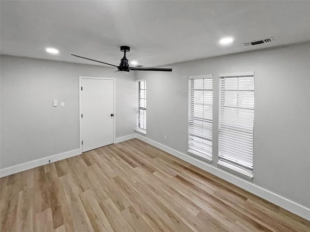 1215 Spring Lake Drive, Duncanville, TX 75137