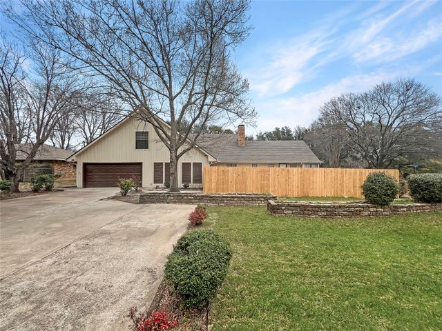 1215 Spring Lake Drive, Duncanville, TX 75137