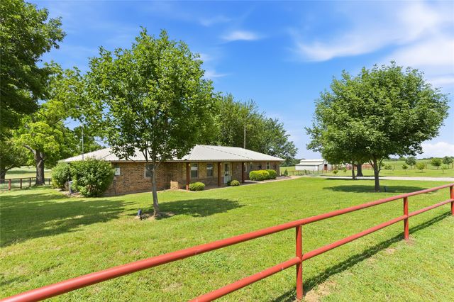 235 Magnus Road, Denison, TX 75021