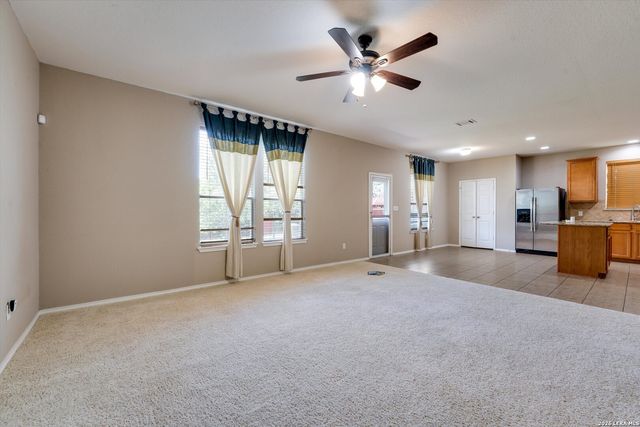 11710 Meadowood Oaks, San Antonio, TX 78254