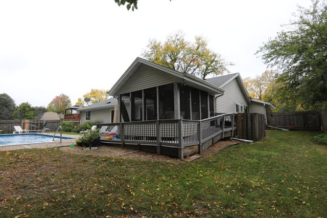 3620 Saratoga Lane N, Plymouth, MN 55441