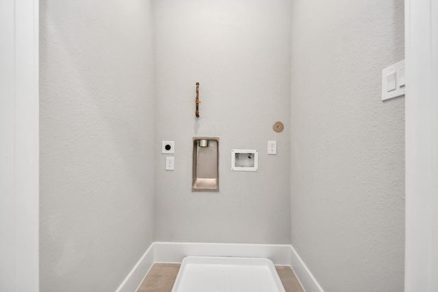 1104 Mansfield Street E, Houston, TX 77091