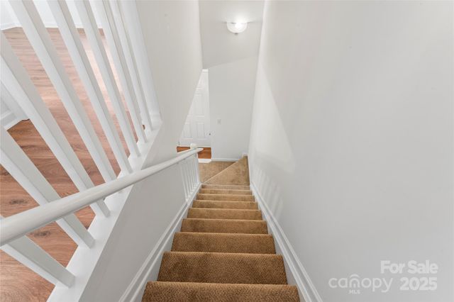 12318 Hennigan Place Lane, Charlotte, NC 28214