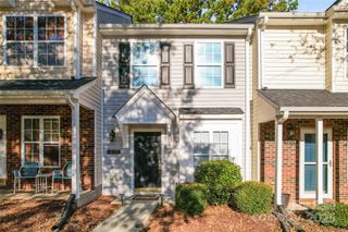 12318 Hennigan Place Lane, Charlotte, NC 28214