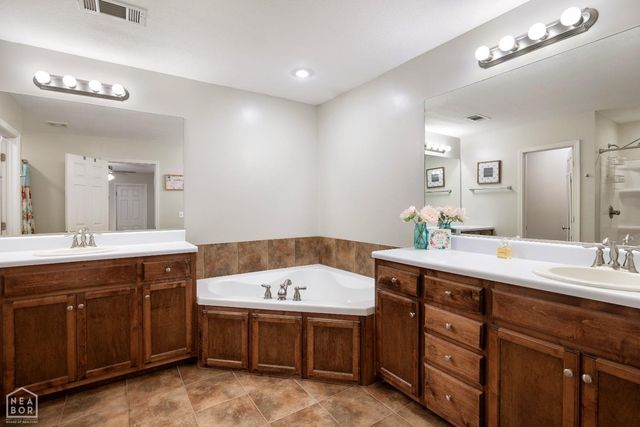 2656 Clayburne Drive, Jonesboro, AR 72405