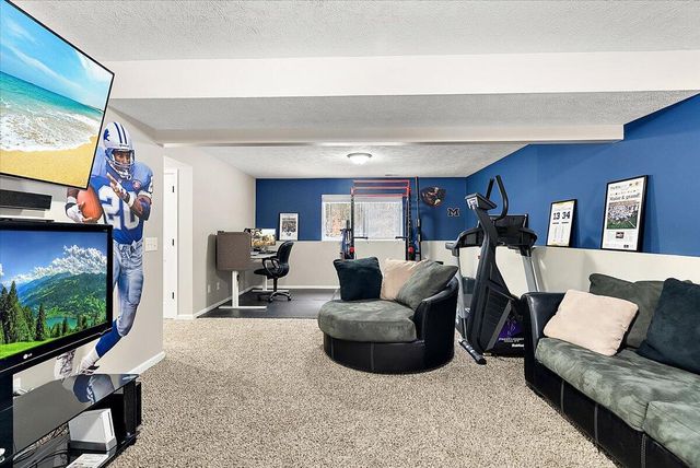 3249 Centennial Oak Drive, Hamilton, MI 49419