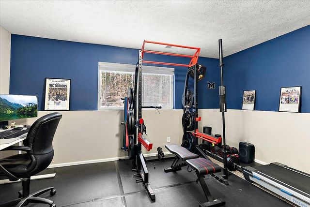 3249 Centennial Oak Drive, Hamilton, MI 49419