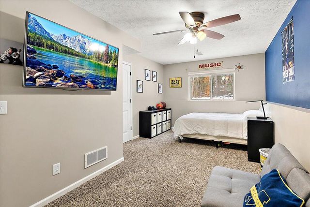 3249 Centennial Oak Drive, Hamilton, MI 49419