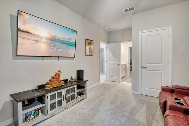 5972 SACRED OAK AVENUE, Mount Dora, FL 32757