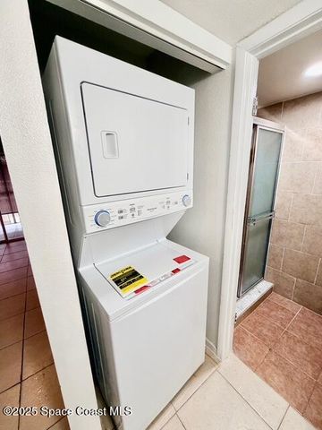 1609 Sunny Brook Lane NE E201, Palm Bay, FL 32905