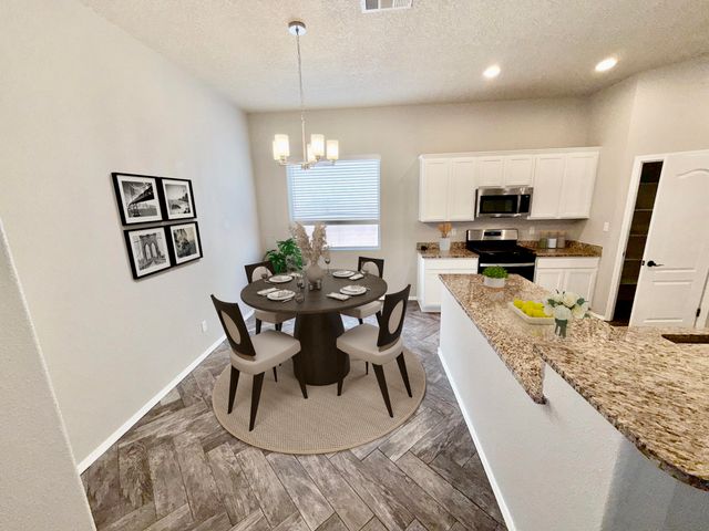 8316 Mesa Top Road NW, Albuquerque, NM 87120