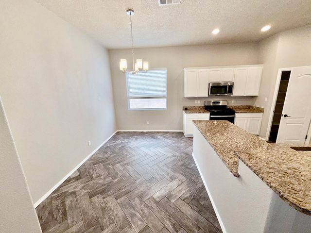 8316 Mesa Top Road NW, Albuquerque, NM 87120
