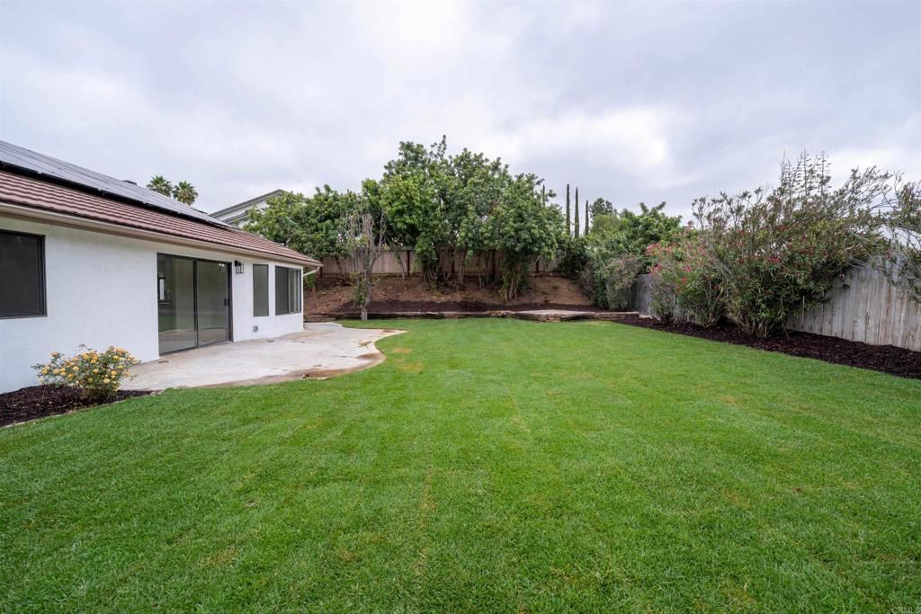 Image 14 of property listing at 41614 Zinfandel Avenue, Temecula, CA 92591