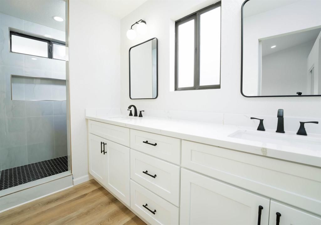 Image 7 of property listing at 41614 Zinfandel Avenue, Temecula, CA 92591