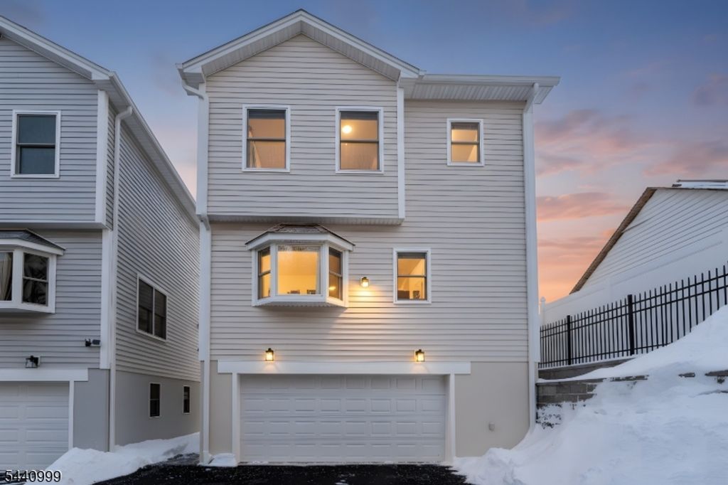 182 A E 25th Street, Paterson City, NJ 07514