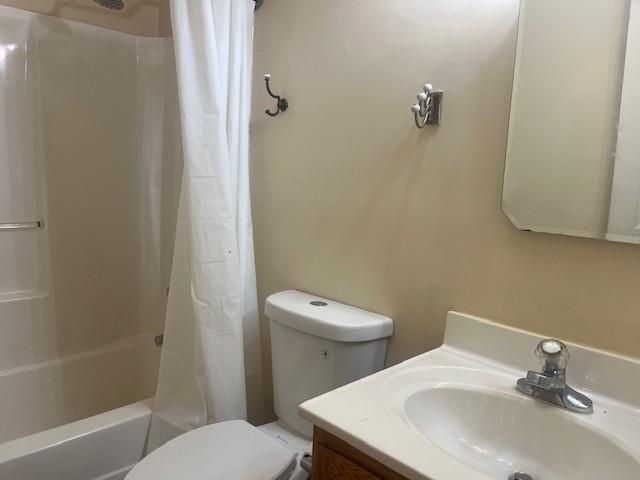 2853 Avalon Meadows Court, Lawrenceville, GA 30044