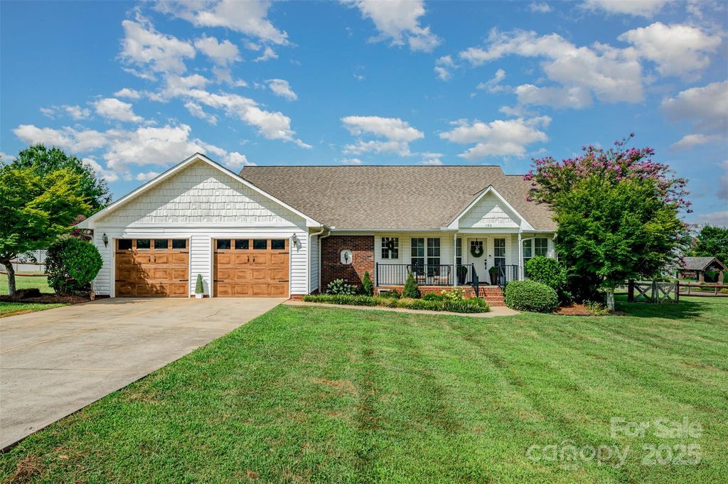 106 Charis Lane, Statesville, NC 28677