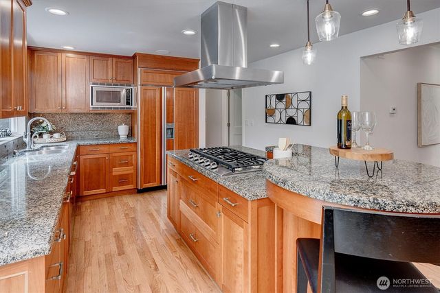 53 Cascade Ky, Bellevue, WA 98006
