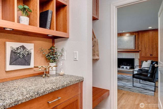 53 Cascade Ky, Bellevue, WA 98006