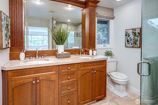53 Cascade Ky, Bellevue, WA 98006