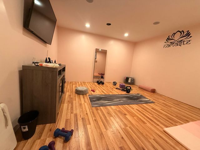 227 Central Ave, Dedham, MA 02026