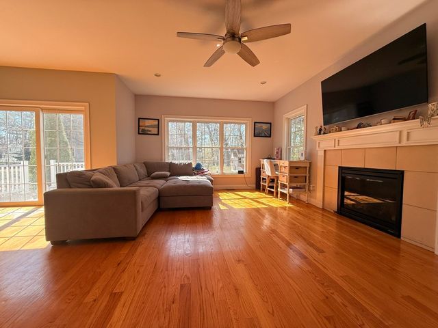 227 Central Ave, Dedham, MA 02026
