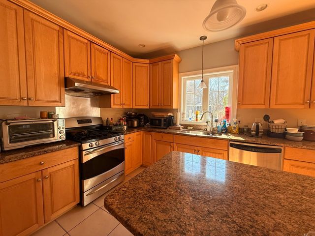 227 Central Ave, Dedham, MA 02026