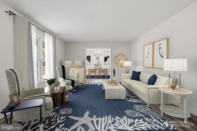 192 E BANBURY RD, Tappahannock, VA 22560