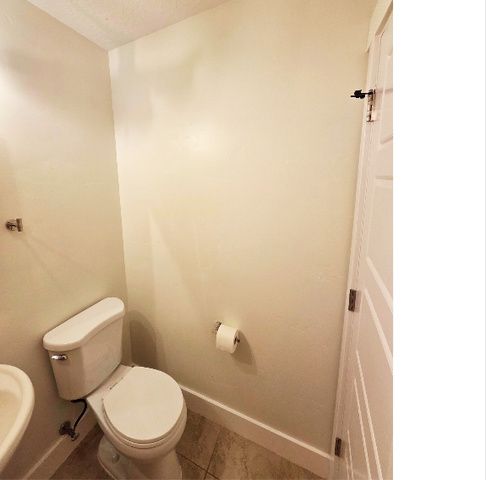 1043 E 3740 S, Washington, UT 84780