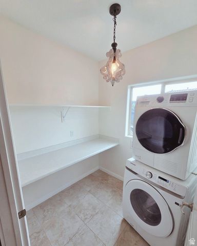 1043 E 3740 S, Washington, UT 84780