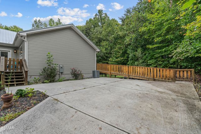 3851 Mistletoe Loop, Sevierville, TN 37876