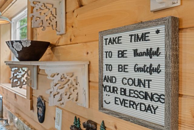 3851 Mistletoe Loop, Sevierville, TN 37876