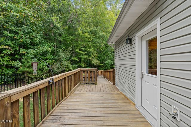 3851 Mistletoe Loop, Sevierville, TN 37876