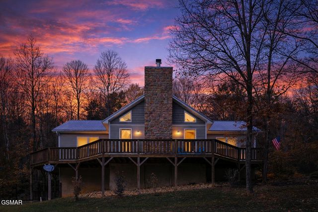 3851 Mistletoe Loop, Sevierville, TN 37876