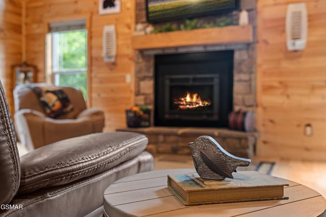 3851 Mistletoe Loop, Sevierville, TN 37876