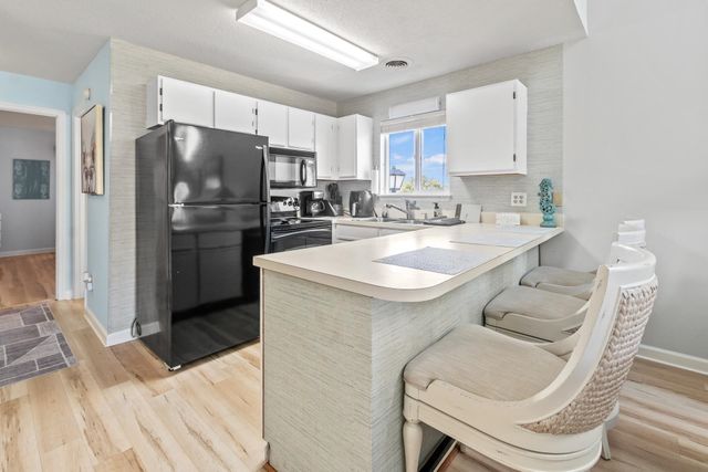 1890 Colony Dr Apt 17T, Surfside Beach, SC 29575