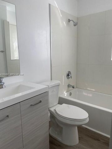 5960 NE 5th Ct 4, Miami, FL 33137
