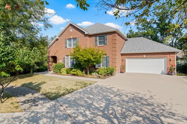 2609 CARRERA DR, Columbia, MO 65203