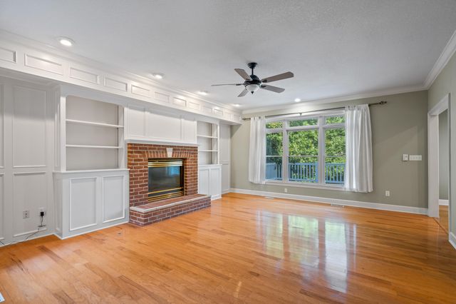 2609 CARRERA DR, Columbia, MO 65203