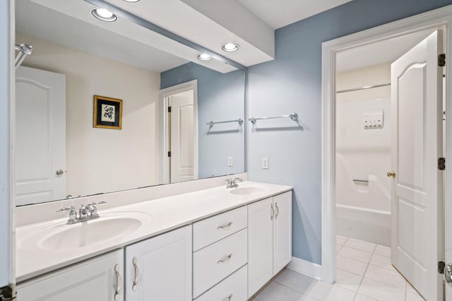 2609 CARRERA DR, Columbia, MO 65203