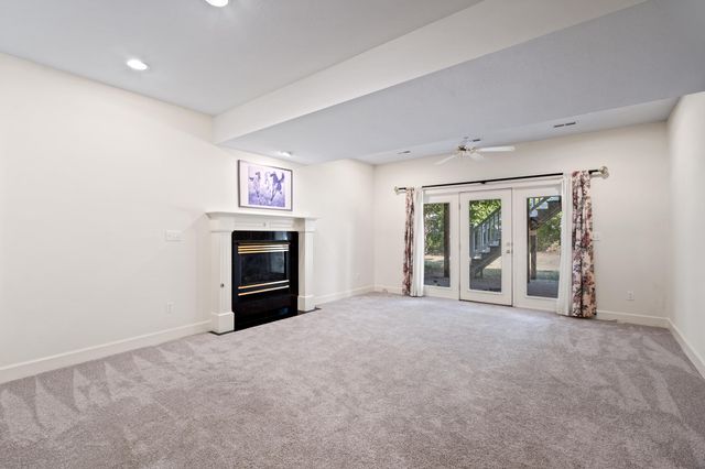 2609 CARRERA DR, Columbia, MO 65203