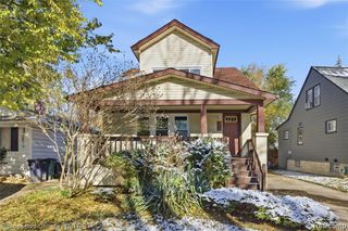 214 Woodsboro Drive 2, Royal Oak Charter Township, MI 48067