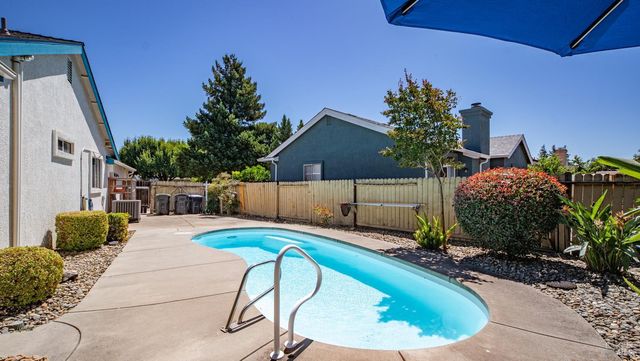 709 Palermo Dr, Suisun City, CA 94585