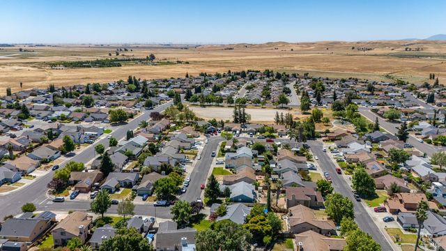 709 Palermo Dr, Suisun City, CA 94585