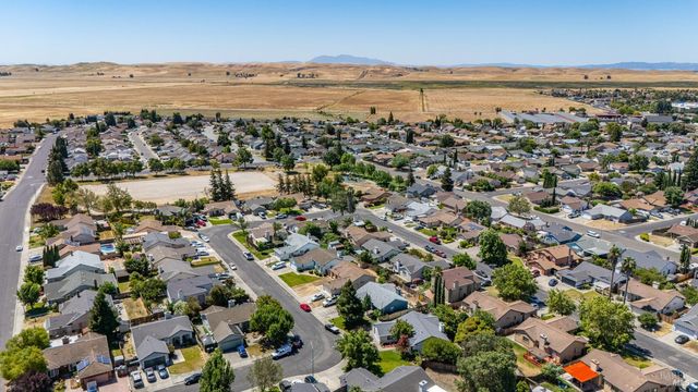 709 Palermo Dr, Suisun City, CA 94585