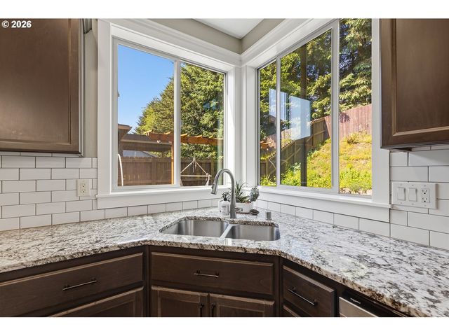 12312 Ne 56TH Ave, Vancouver, WA 98686